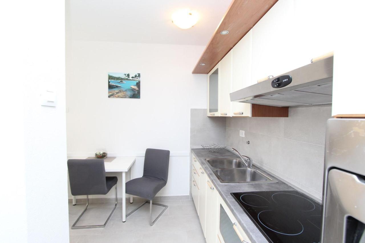 Apartment Stellina Ρόβινι Εξωτερικό φωτογραφία